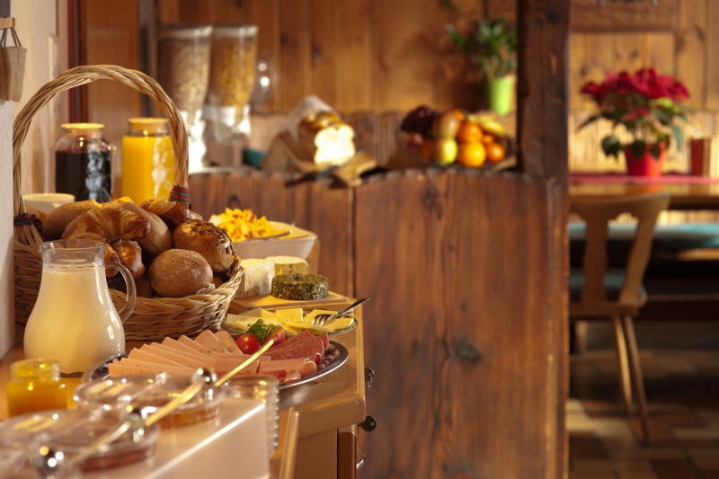 boulangerie-FOX AMPHOUX-min_breakfast_buffet_food_restaurant_meal_hotel_plate_fresh-718745